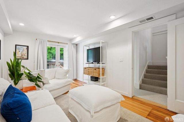 893 Elizabeth Street, San Francisco, CA 94114