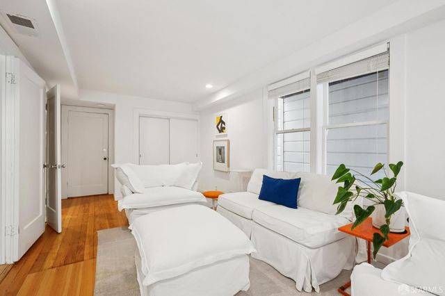 893 Elizabeth Street, San Francisco, CA 94114