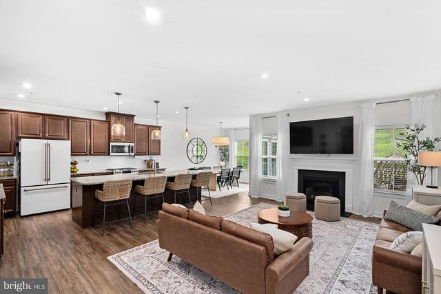 601 CANAL TOWN ST, Brunswick, MD 21716