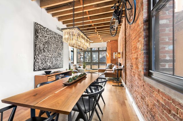 406 W 45th St Apt 3D, New York City, NY 10036