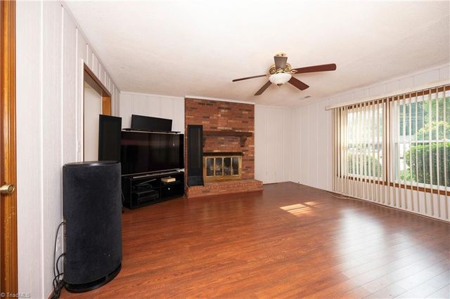 4613 Sun Valley Lane, Kernersville, NC 27284