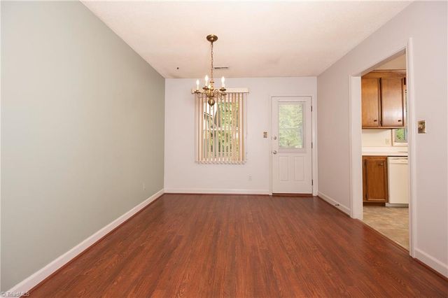 4613 Sun Valley Lane, Kernersville, NC 27284