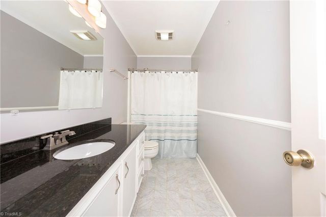 4613 Sun Valley Lane, Kernersville, NC 27284