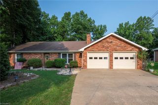 4613 Sun Valley Lane, Kernersville, NC 27284