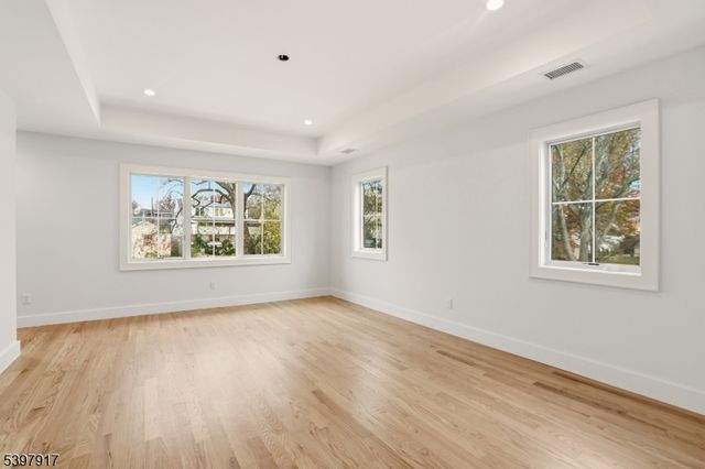 29 Alice Ln, Clark Twp., NJ 07066