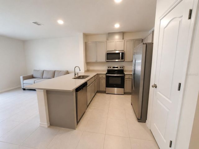 2393 PENGUIN BOULEVARD, Davenport, FL 33837