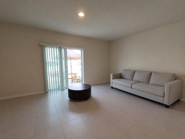 2393 PENGUIN BOULEVARD, Davenport, FL 33837