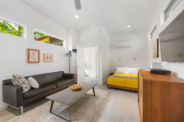 1117 Stobaugh ST, Austin, TX 78757