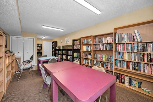 3211 W SWANN AVENUE 1001, Tampa, FL 33609