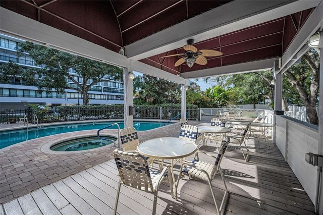 3211 W SWANN AVENUE 1001, Tampa, FL 33609