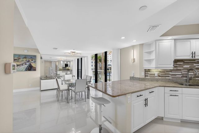 3000 N Ocean Drive 2 F, Singer Island, FL 33404