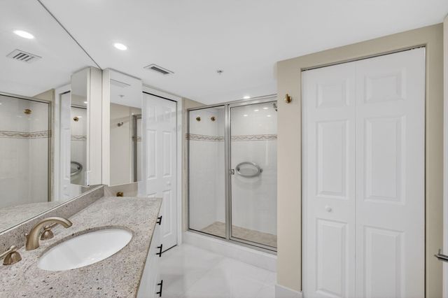 3000 N Ocean Drive 2 F, Singer Island, FL 33404