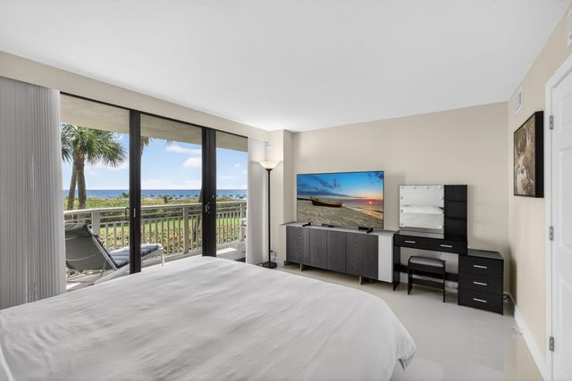 3000 N Ocean Drive 2 F, Singer Island, FL 33404