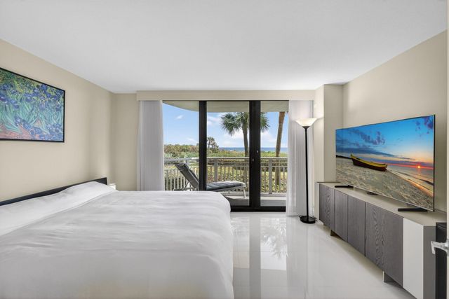 3000 N Ocean Drive 2 F, Singer Island, FL 33404