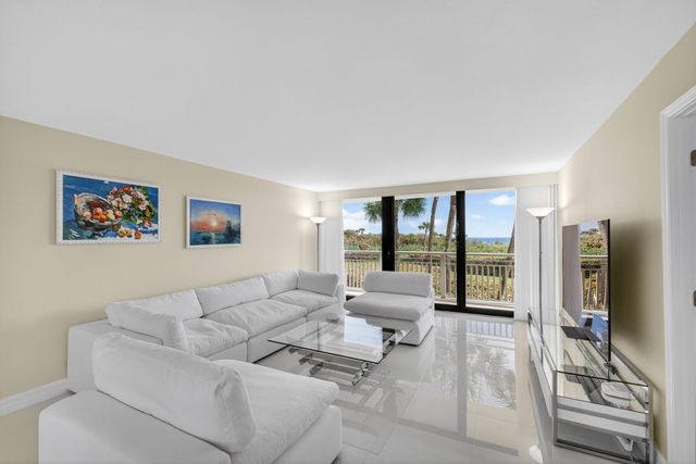 3000 N Ocean Drive 2 F, Singer Island, FL 33404