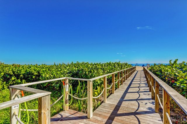 3000 N Ocean Drive 2 F, Singer Island, FL 33404