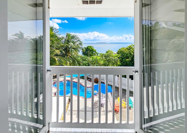 125 Colson Drive, Cudjoe Key, FL 33042