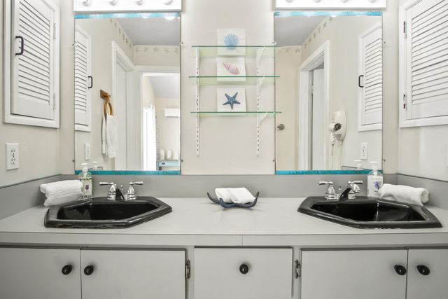 125 Colson Drive, Cudjoe Key, FL 33042