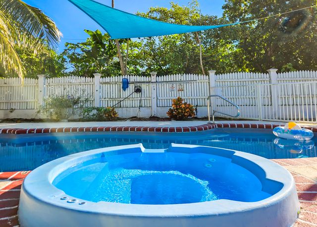 125 Colson Drive, Cudjoe Key, FL 33042