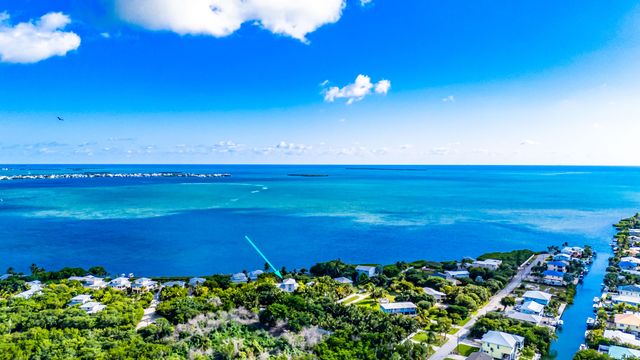 125 Colson Drive, Cudjoe Key, FL 33042