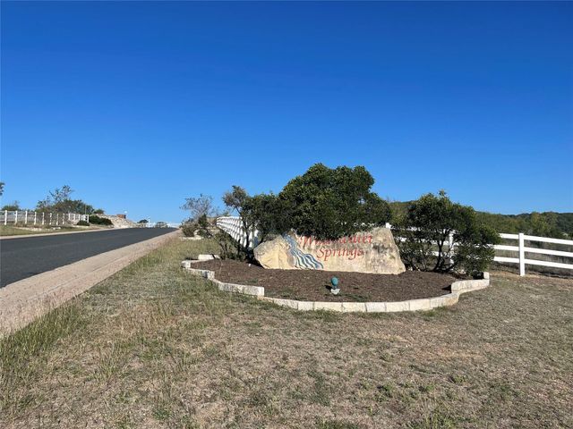 452 Whitewater DR, Bertram, TX 78605