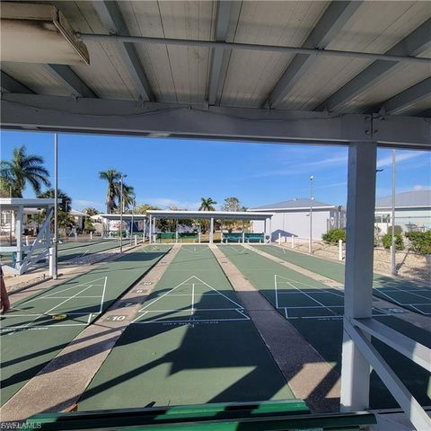 5650 Red Bird LN, Fort Myers, FL 33908