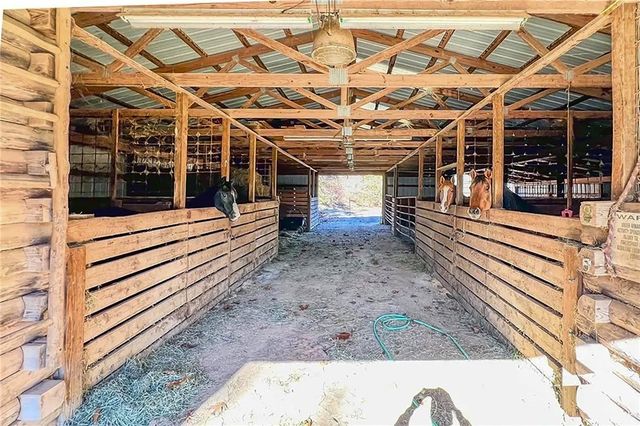 431 County Road 140, Eureka Springs, AR 72632