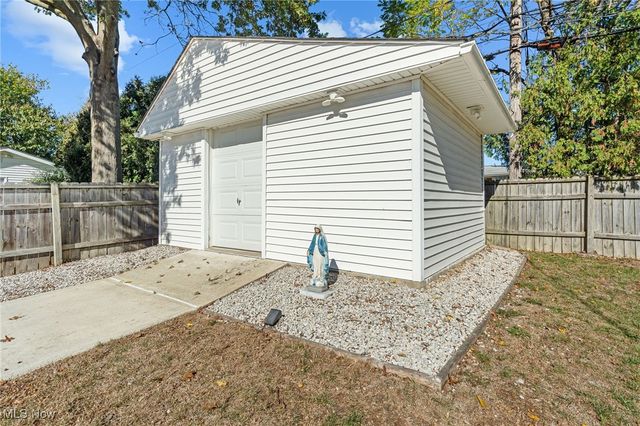 10260 Terrace Court, Parma, OH 44130