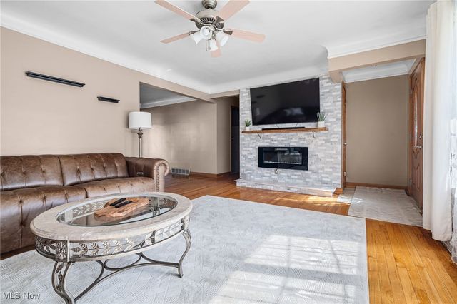 10260 Terrace Court, Parma, OH 44130