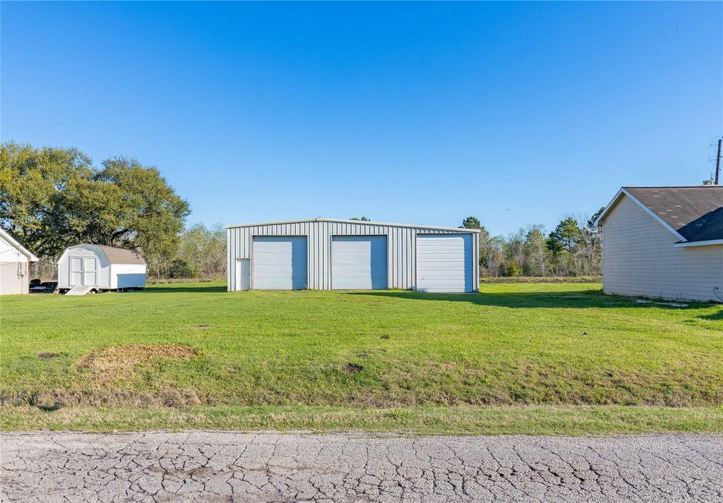 1324 Alpha Lane, Crosby, TX 77532