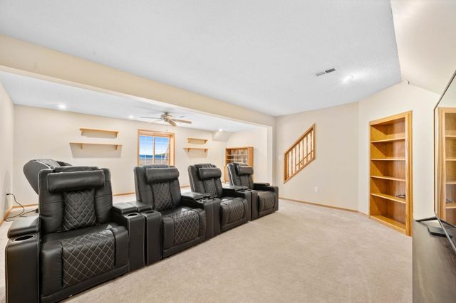 8409 W Aberdeen Cir, Wichita, KS 67212