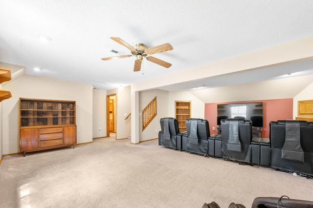 8409 W Aberdeen Cir, Wichita, KS 67212