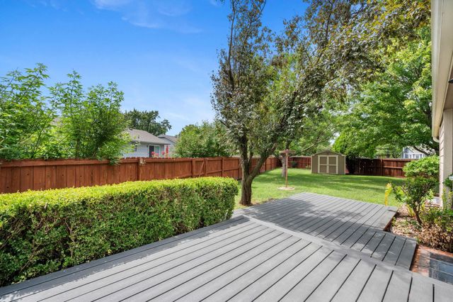 8409 W Aberdeen Cir, Wichita, KS 67212