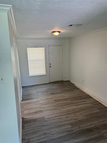 7427 Arnim Street, Houston, TX 77087