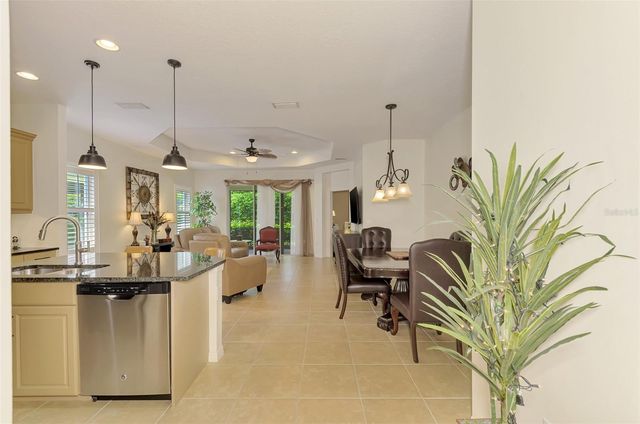 4850 MAYMONT PARK CIRCLE, Bradenton, FL 34203