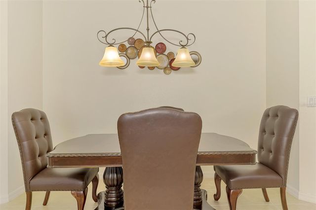 4850 MAYMONT PARK CIRCLE, Bradenton, FL 34203