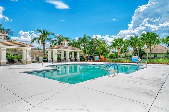 4850 MAYMONT PARK CIRCLE, Bradenton, FL 34203