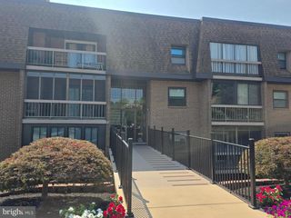 5426 VALLEY GREEN DRIVE #4 B, Wilmington, DE 19808