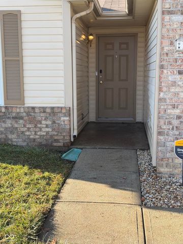 1430 Sanner Drive, Greenwood, IN 46143