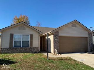 1430 Sanner Drive, Greenwood, IN 46143