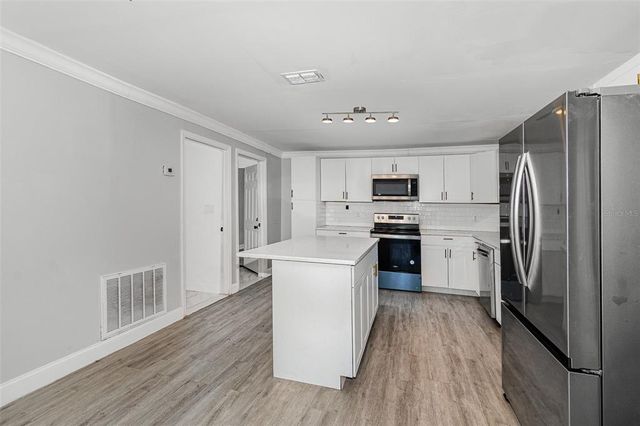 120 EAST STREET, Altamonte Springs, FL 32701