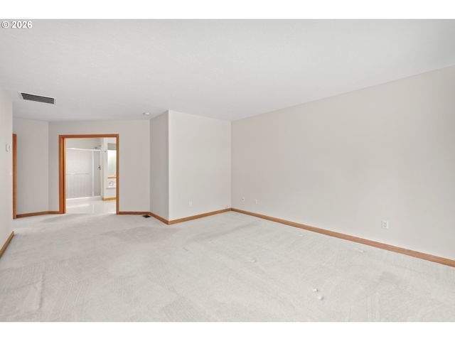 18362 Sw ANDUIN Ter, Lake Oswego, OR 97034