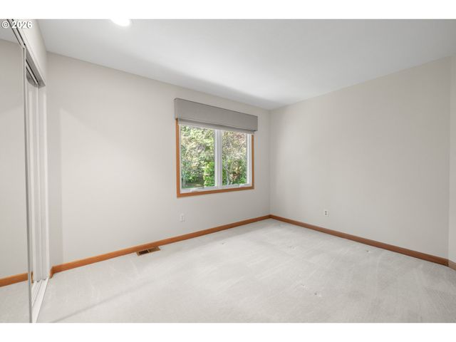 18362 Sw ANDUIN Ter, Lake Oswego, OR 97034