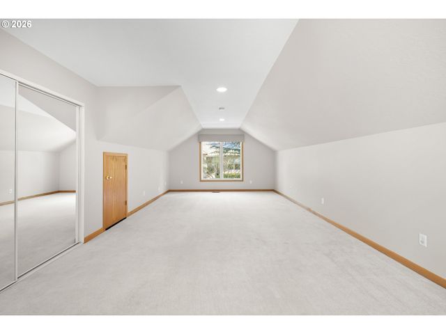 18362 Sw ANDUIN Ter, Lake Oswego, OR 97034