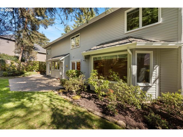 18362 Sw ANDUIN Ter, Lake Oswego, OR 97034