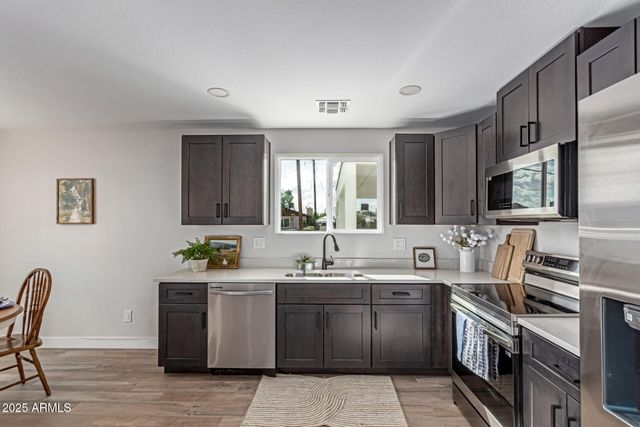 6421 S 23RD Street, Phoenix, AZ 85042