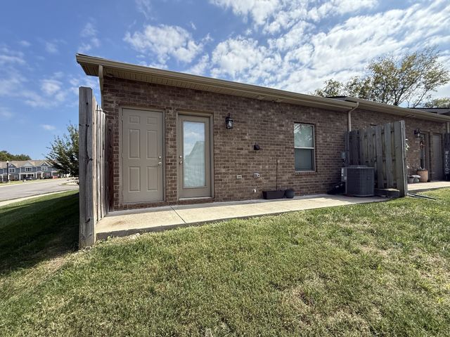 400 Buchanan Ct, Columbia, TN 38401