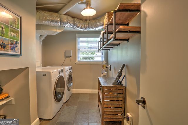 870 Starlight Drive, Sandy Springs, GA 30342