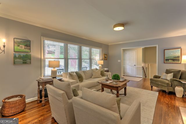 870 Starlight Drive, Sandy Springs, GA 30342