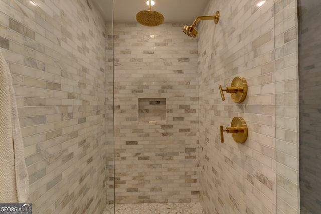 870 Starlight Drive, Sandy Springs, GA 30342